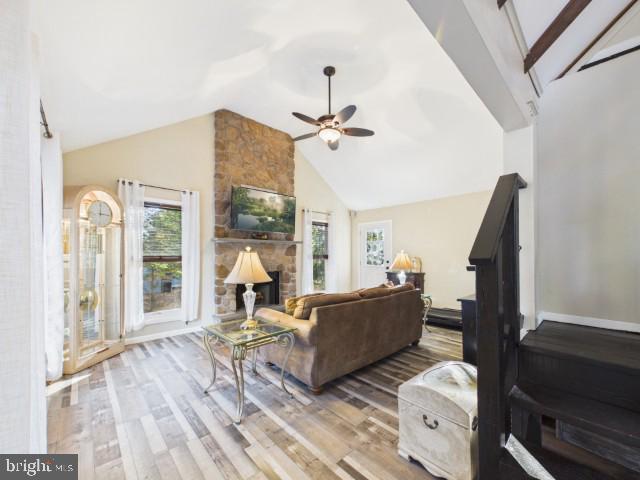 5125 Cresco Dr Property Photo 18