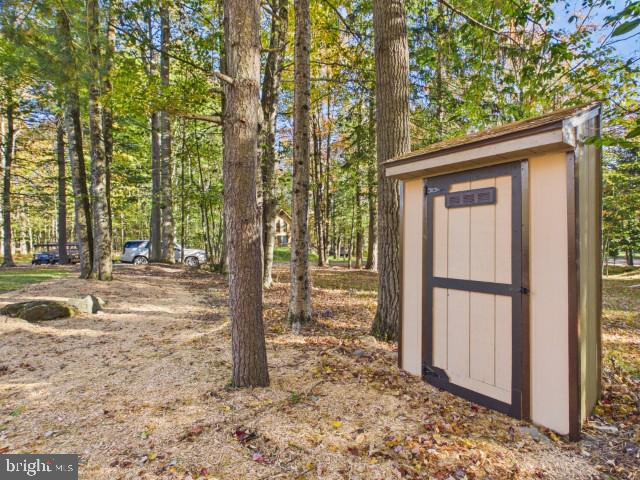 5125 Cresco Dr Property Photo 35