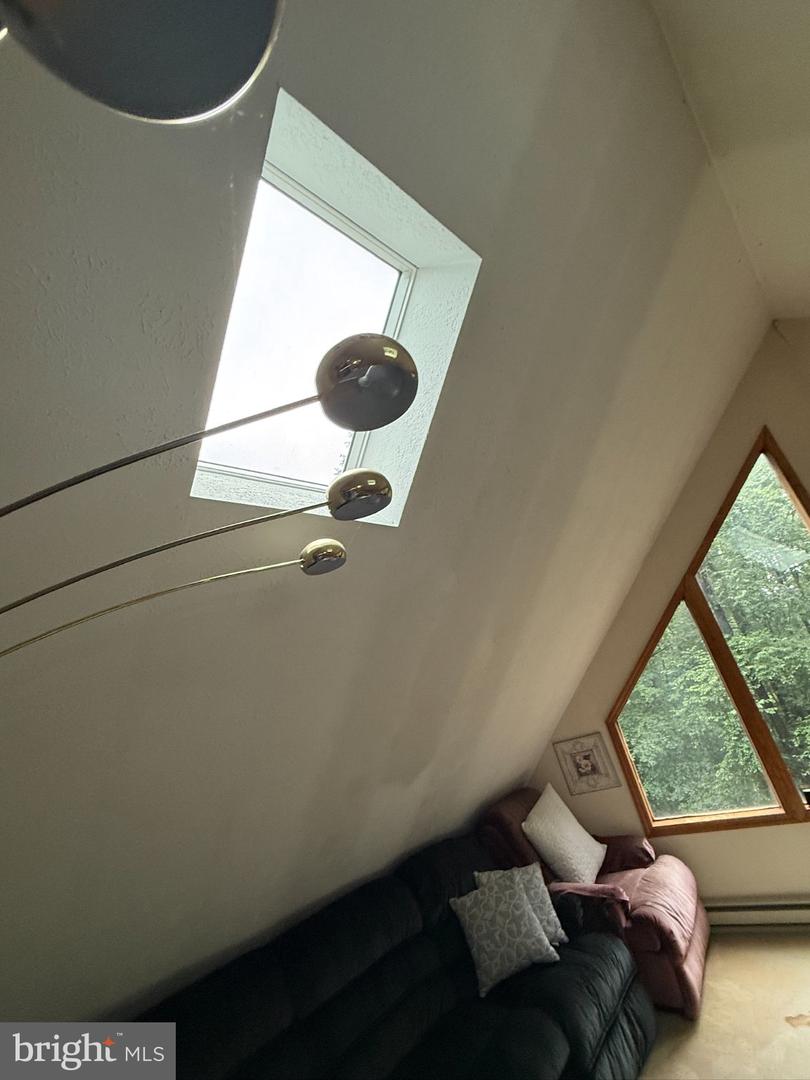 5142 Autumn Ln Property Photo 12