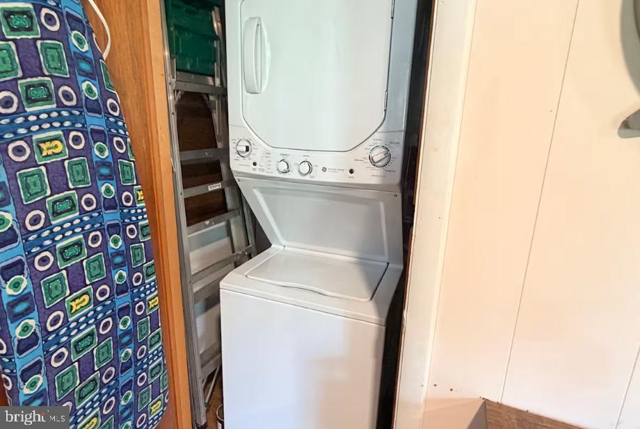 1030 Wyoming Dr Property Photo 15