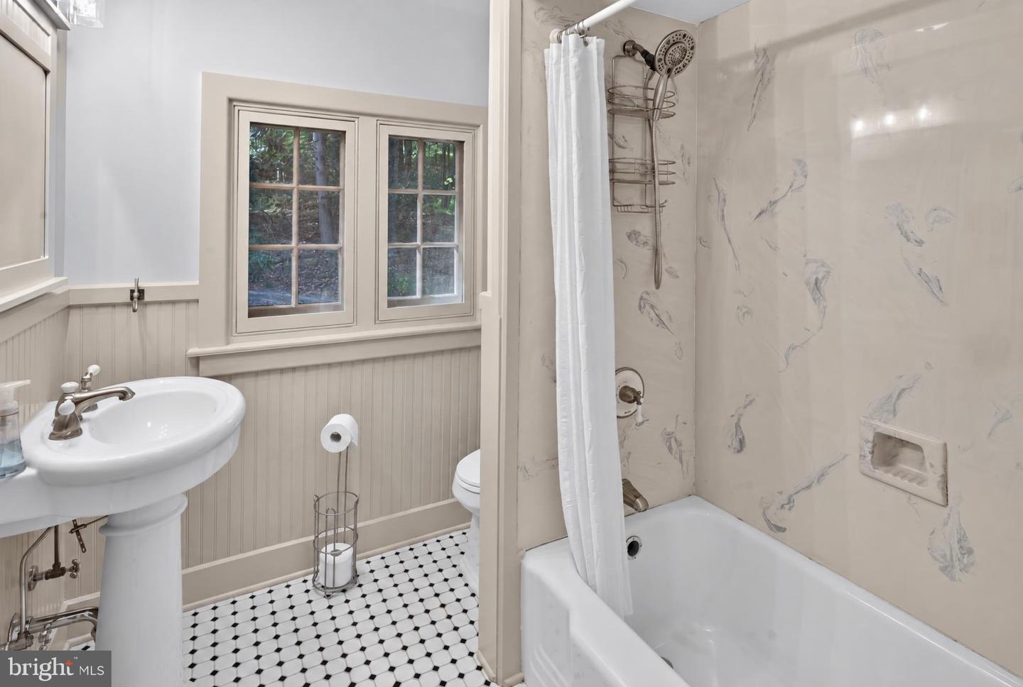 77 Swiftwater Ave Property Photo 32