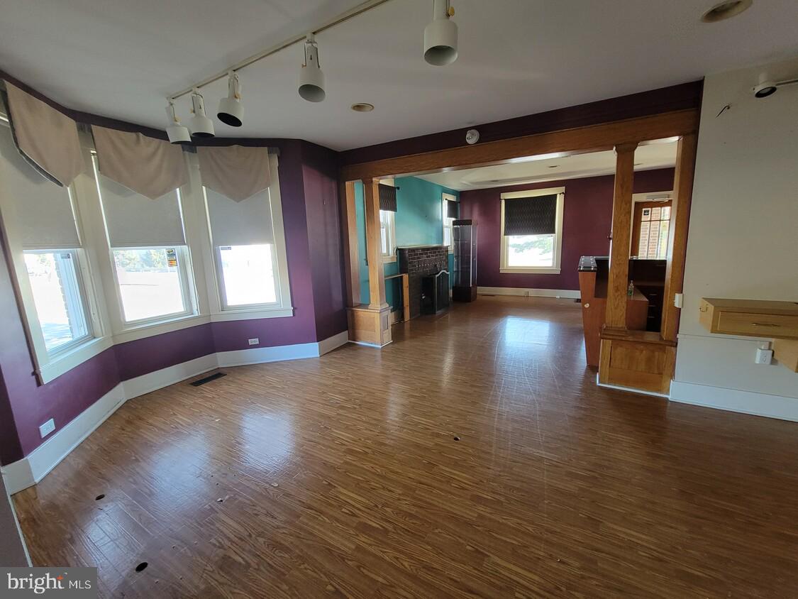 4003 William Penn Highway Property Photo 4