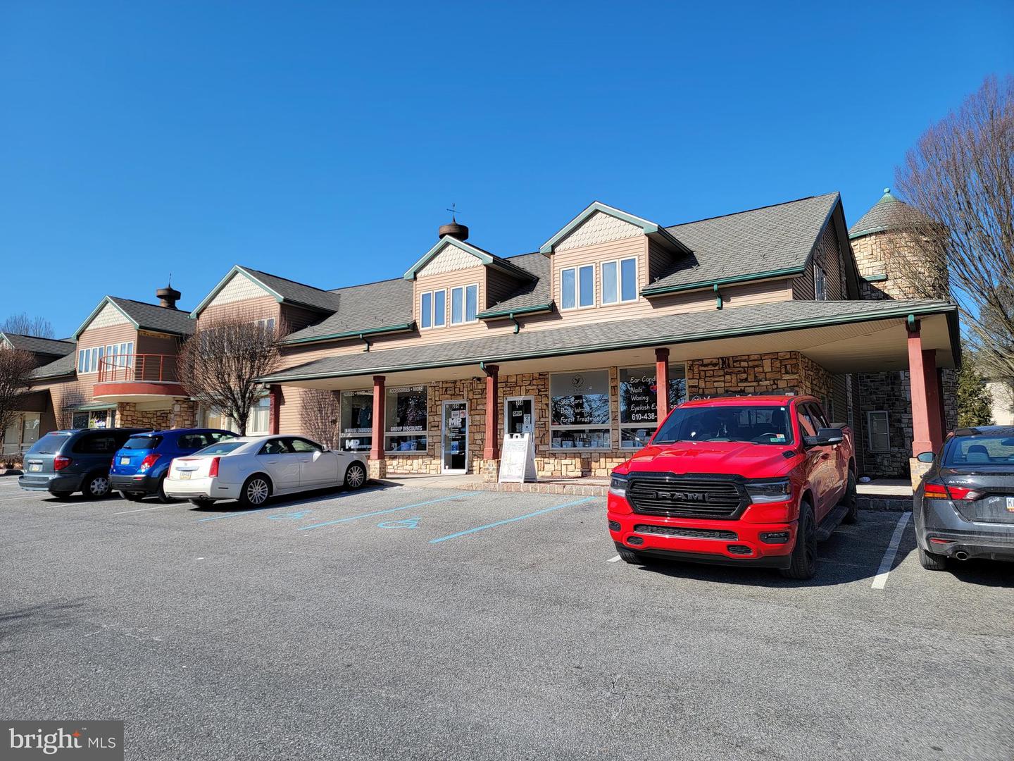 4009 WILLIAM PENN HWY Property Photo 1