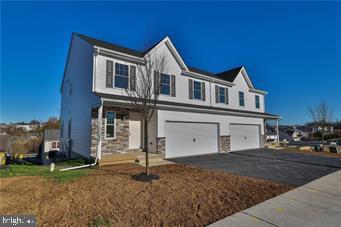 639 Sipos Dr Property Photo