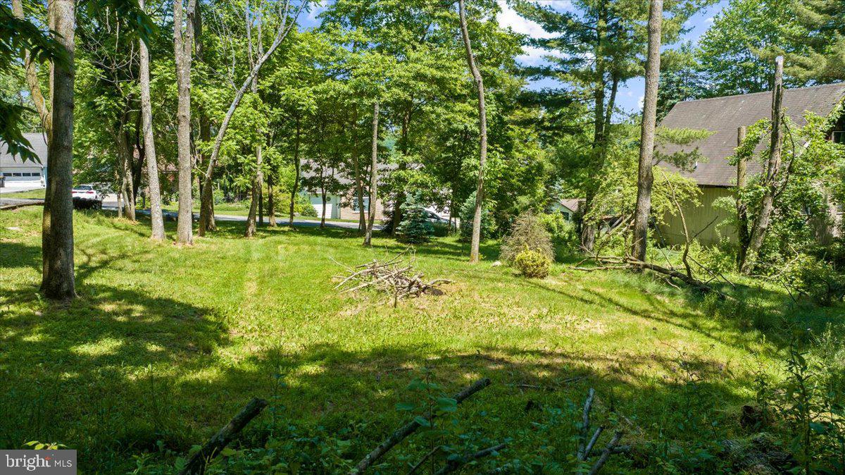 37 Lenape Trl Property Photo 2