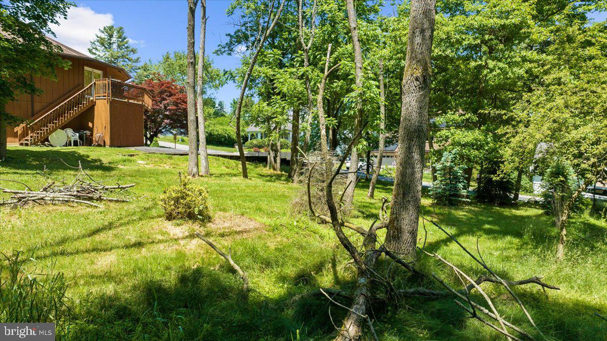 37 Lenape Trl Property Photo 3