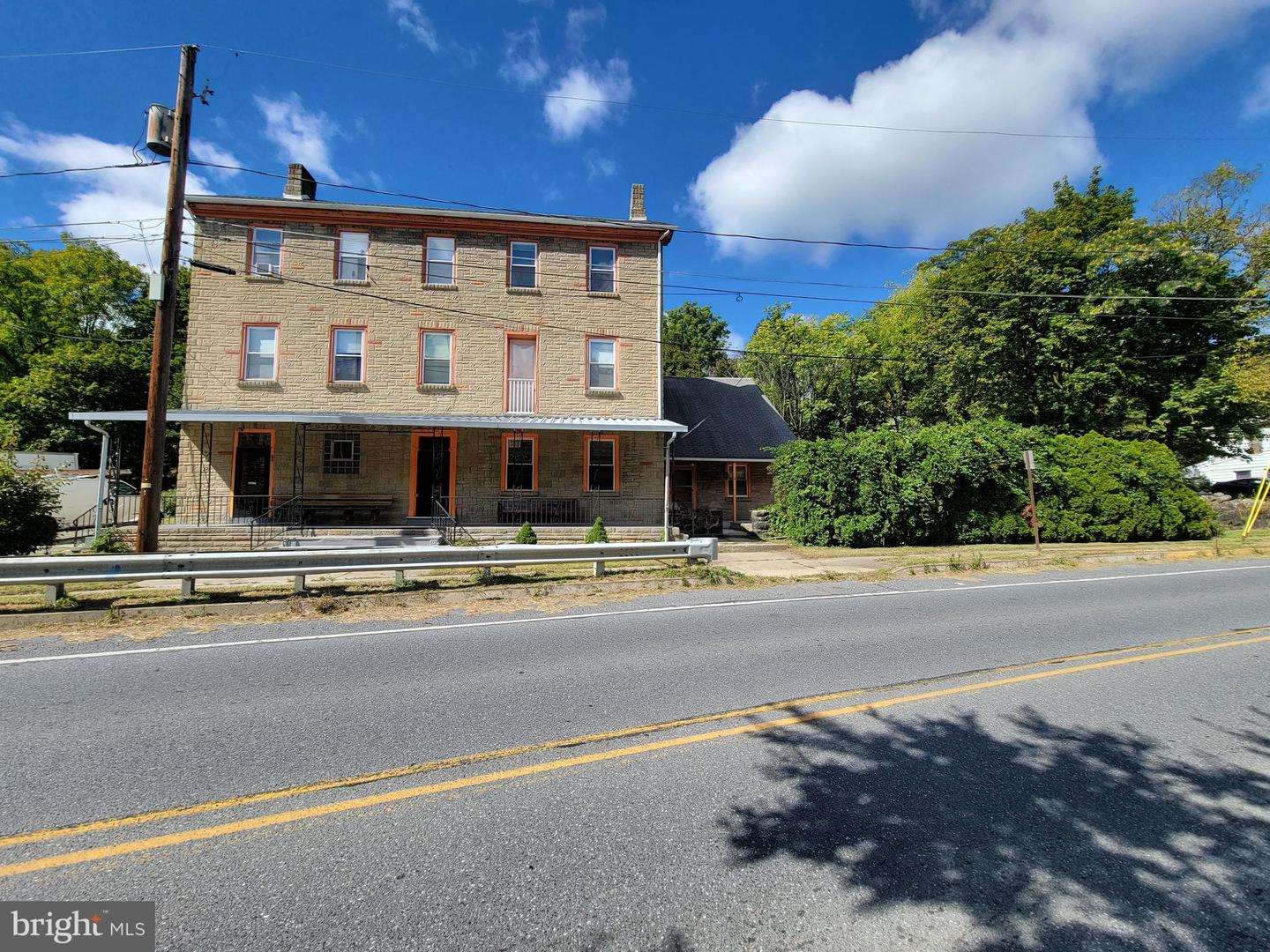 30 Main St Property Photo 2