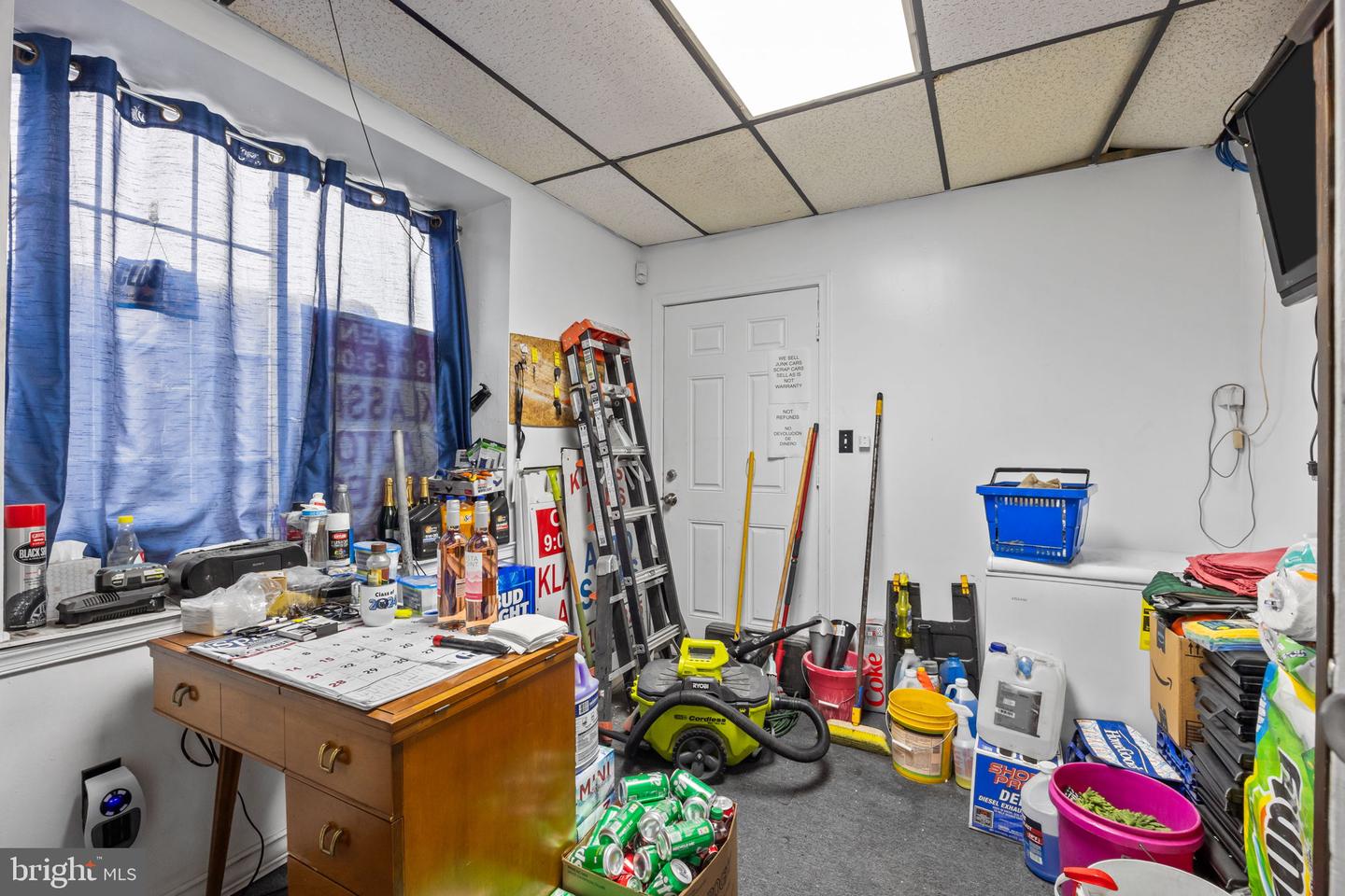 1216 Pembroke Rd Property Photo 6