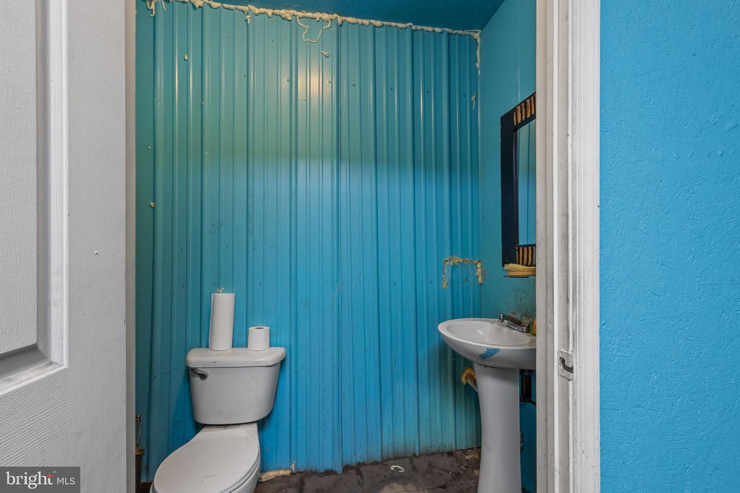 1216 Pembroke Rd Property Photo 32