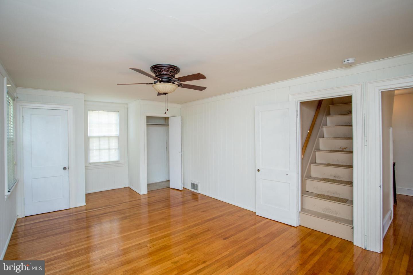 105 Wilson Ave Property Photo 28