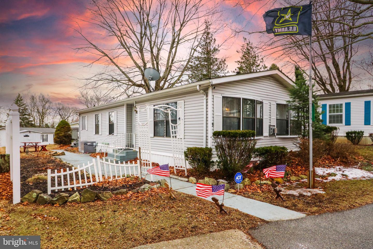 5 Spruce Ct Property Photo