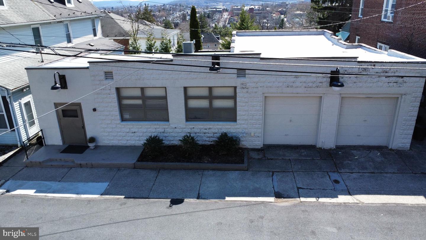 610 Raub St Property Photo 20