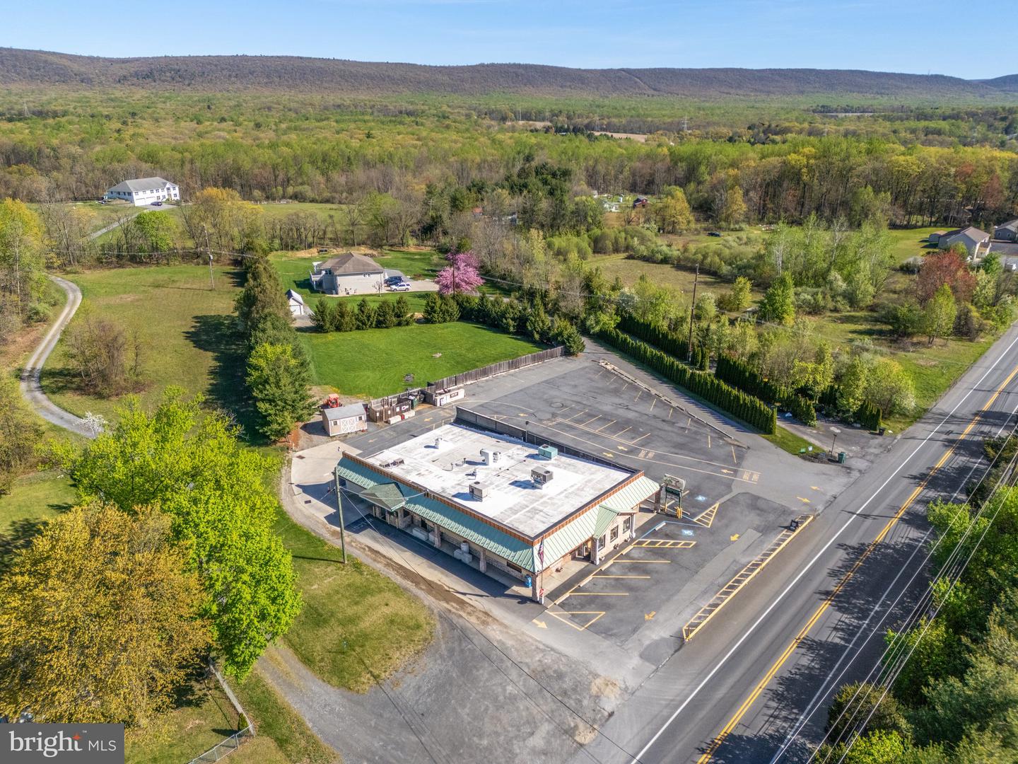 232 W Moorestown Rd Property Photo 11