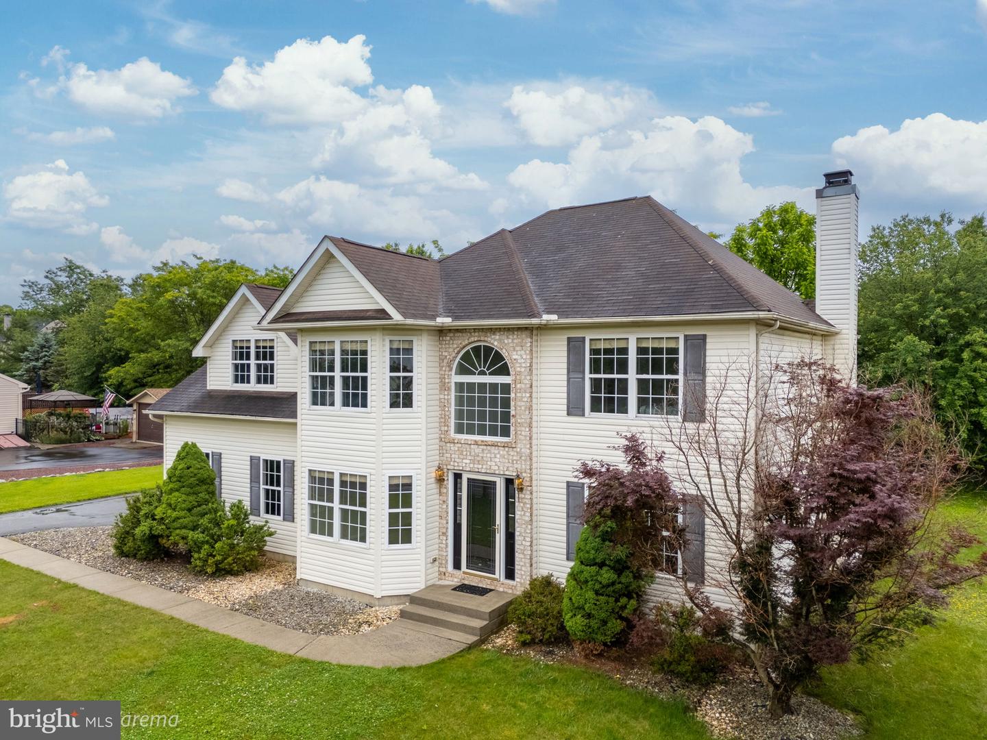 804 Blue Spruce Ln Property Photo 1