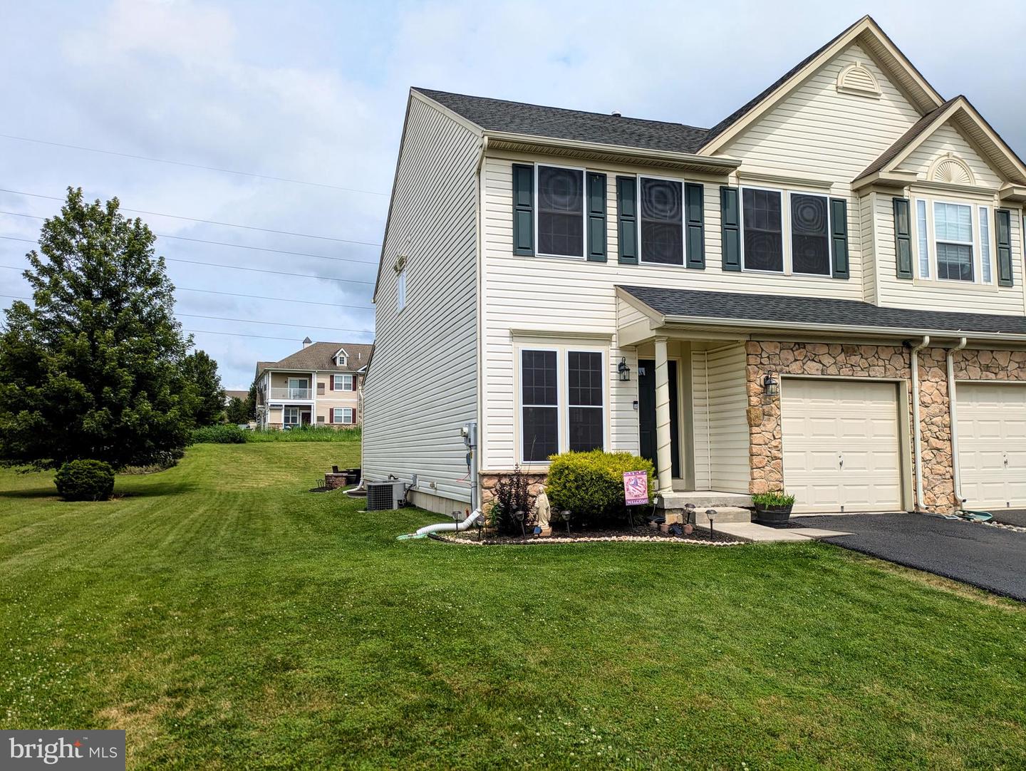 119 GRAY DR