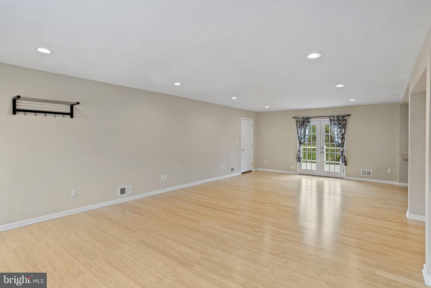 1790 Friedensville Rd Property Photo 10