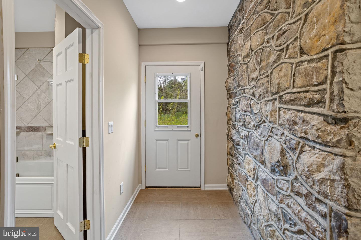 1790 Friedensville Rd Property Photo 40