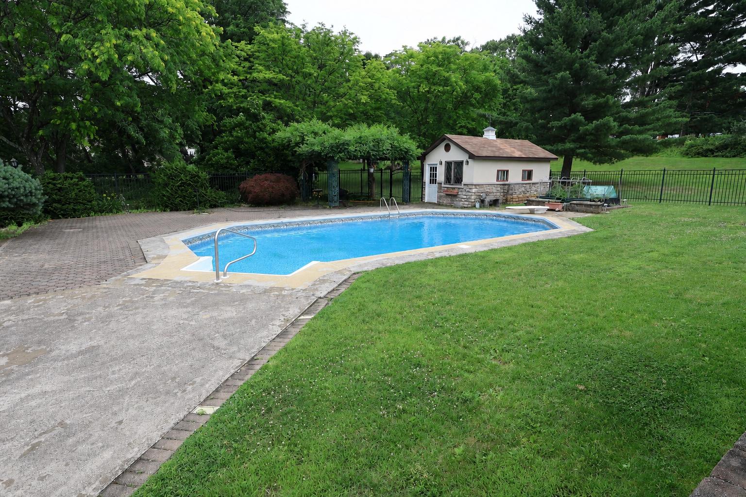 1501 Detweiler Ave Property Photo 5