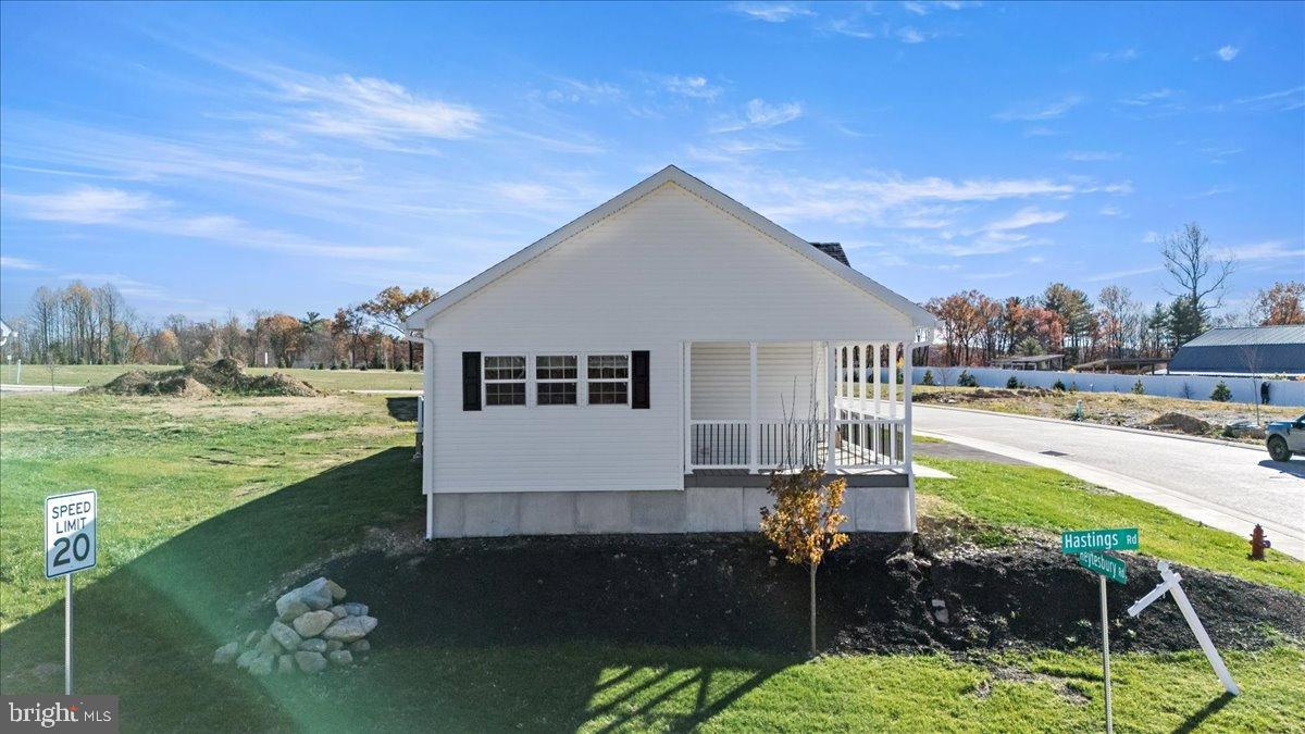 1412 Heytesbury Rd Property Photo 3