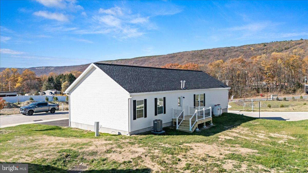 1412 Heytesbury Rd Property Photo 6