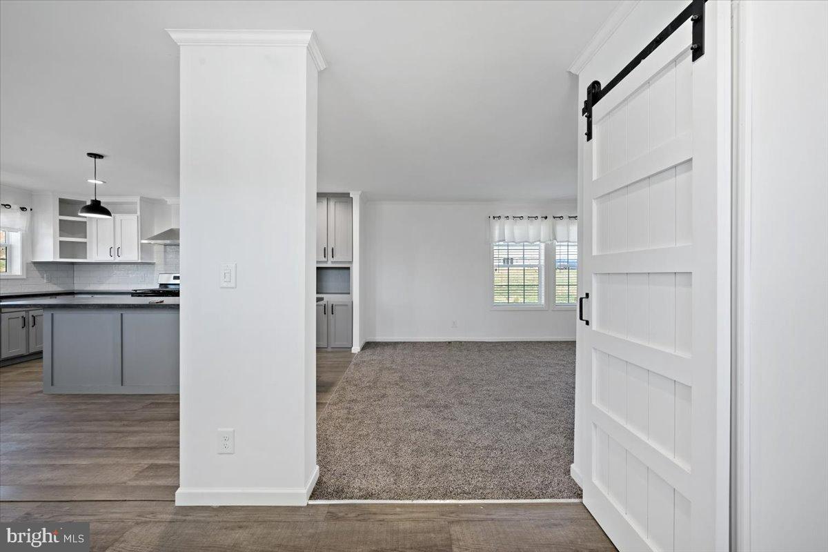 1412 Heytesbury Rd Property Photo 10