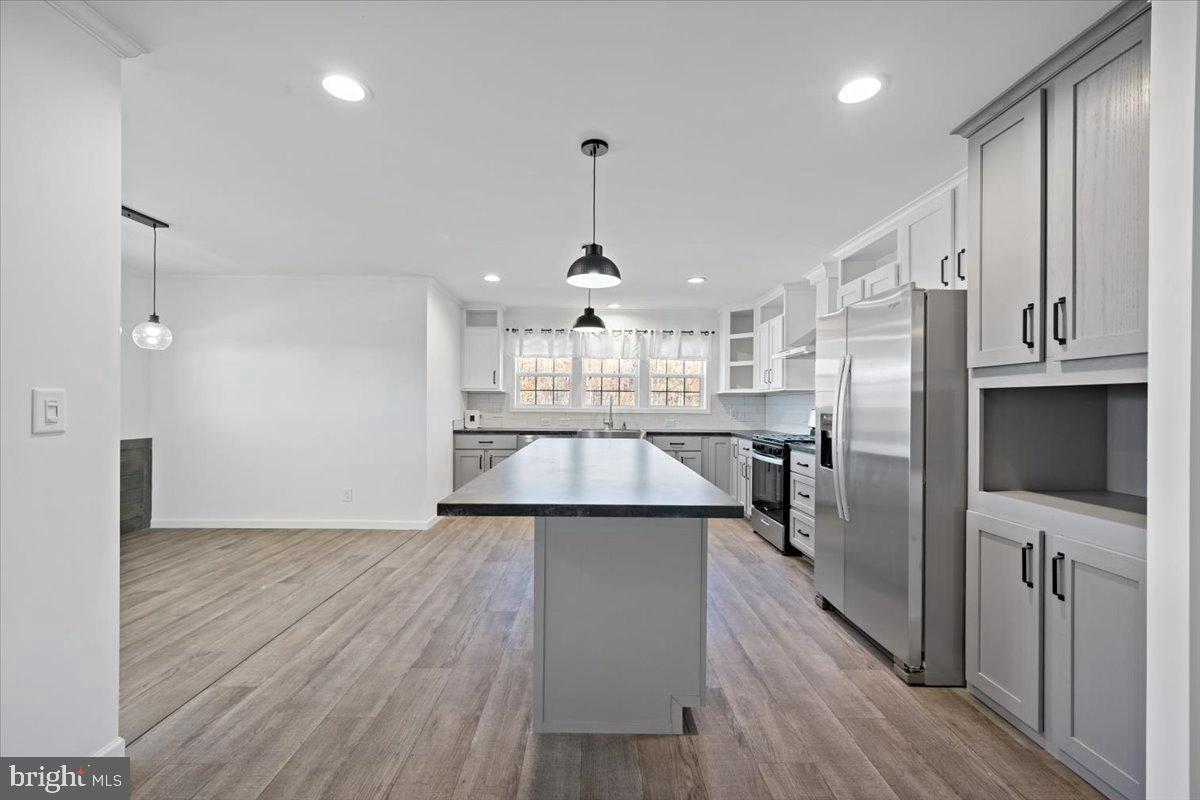 1412 Heytesbury Rd Property Photo 19