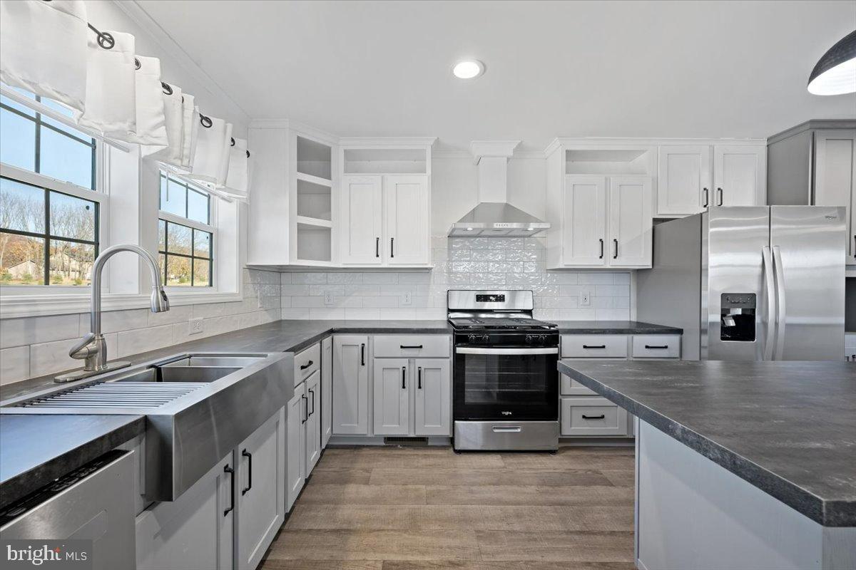 1412 Heytesbury Rd Property Photo 23