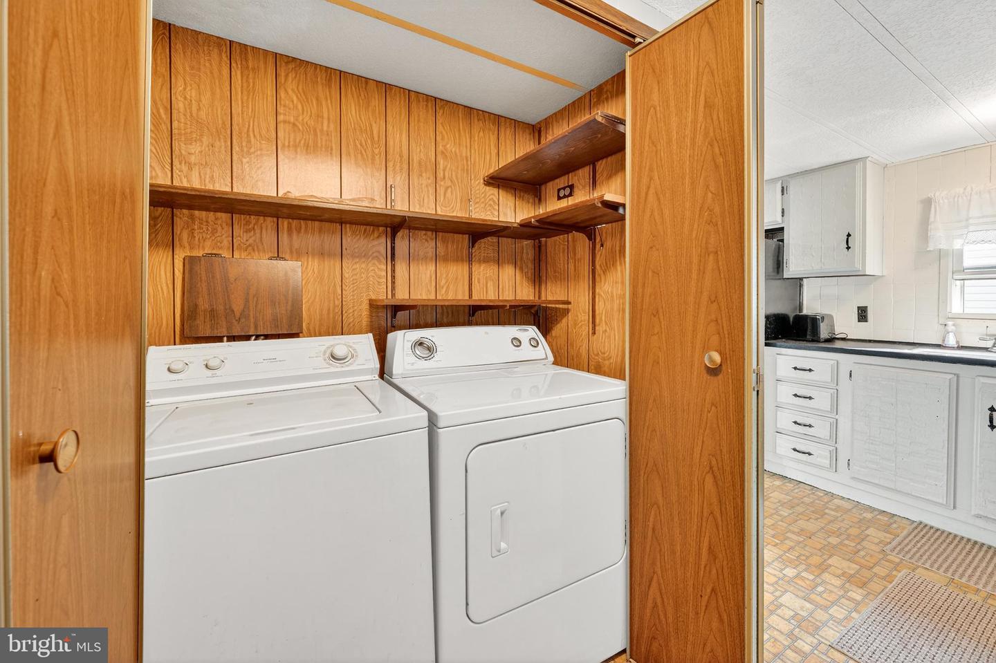 8220 Airport Rd #4 Property Photo 12