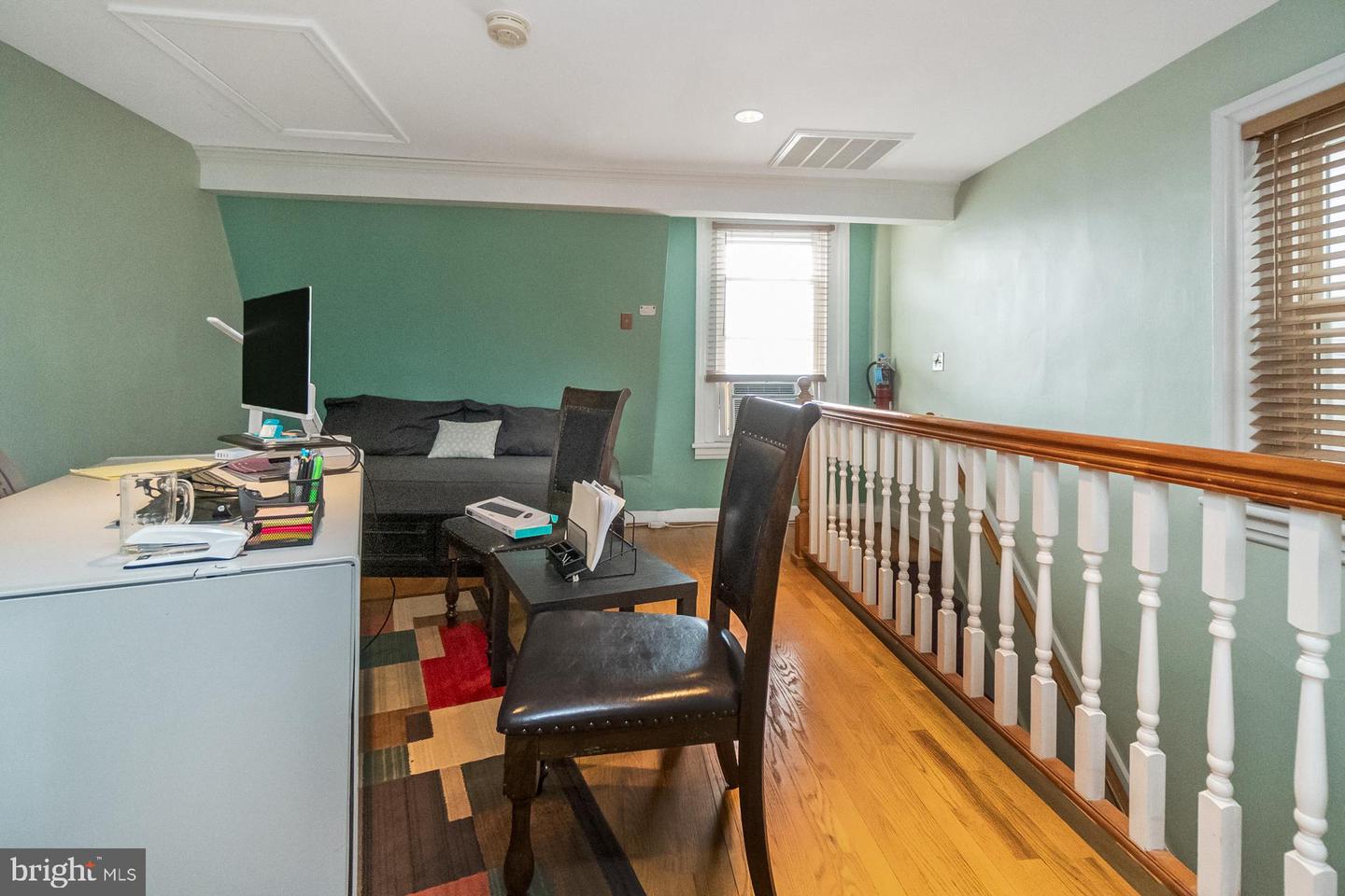 115 E Broad St Property Photo 25