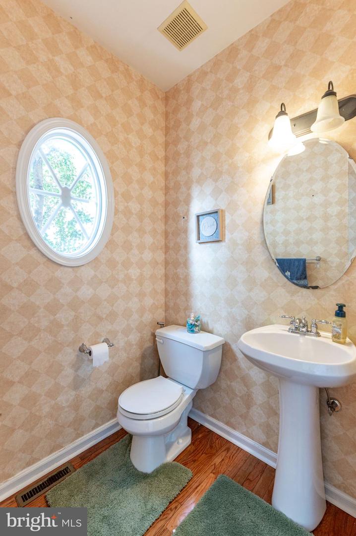 7 Lower Way Rd Property Photo 29