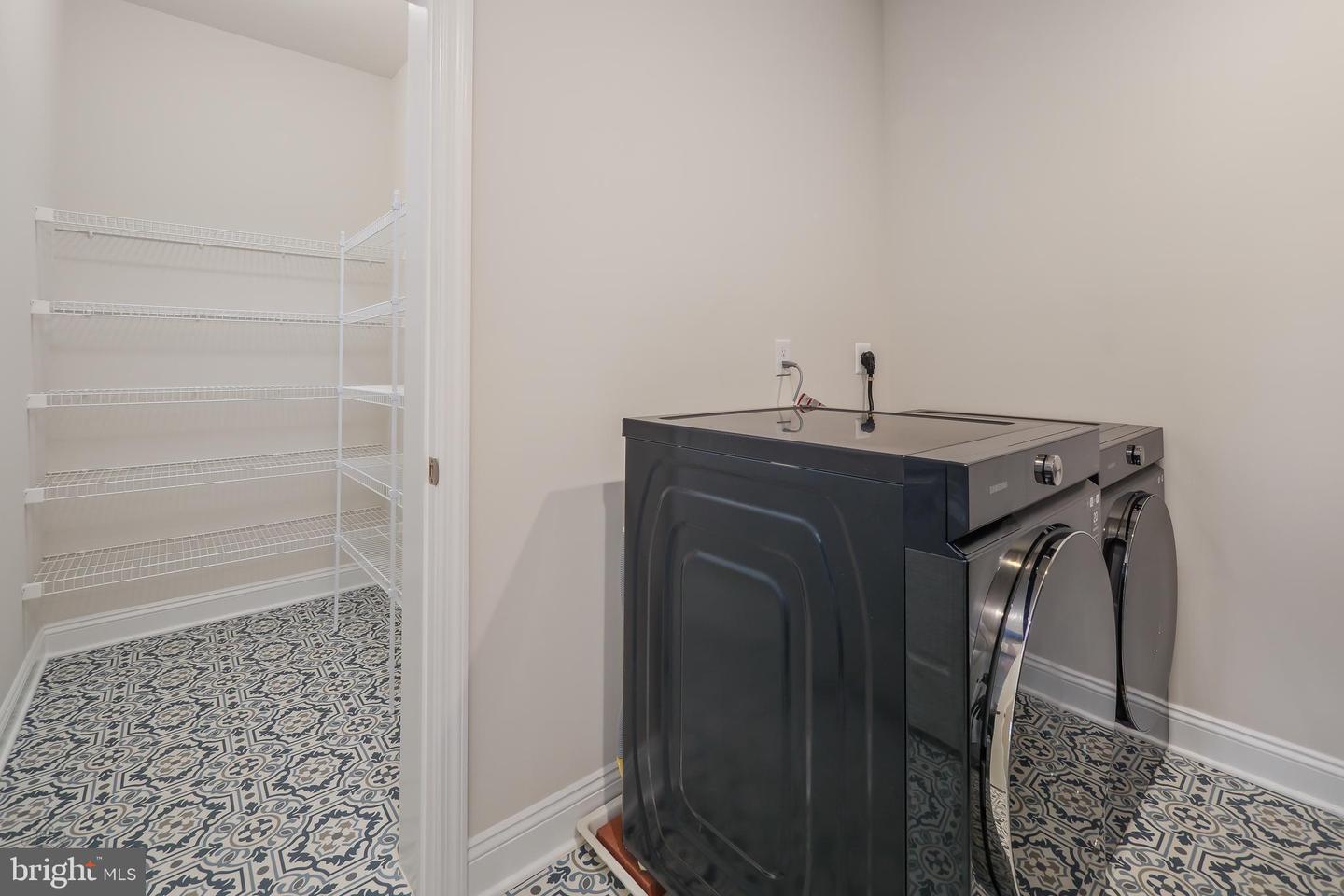 70 Kate Ct Property Photo 39