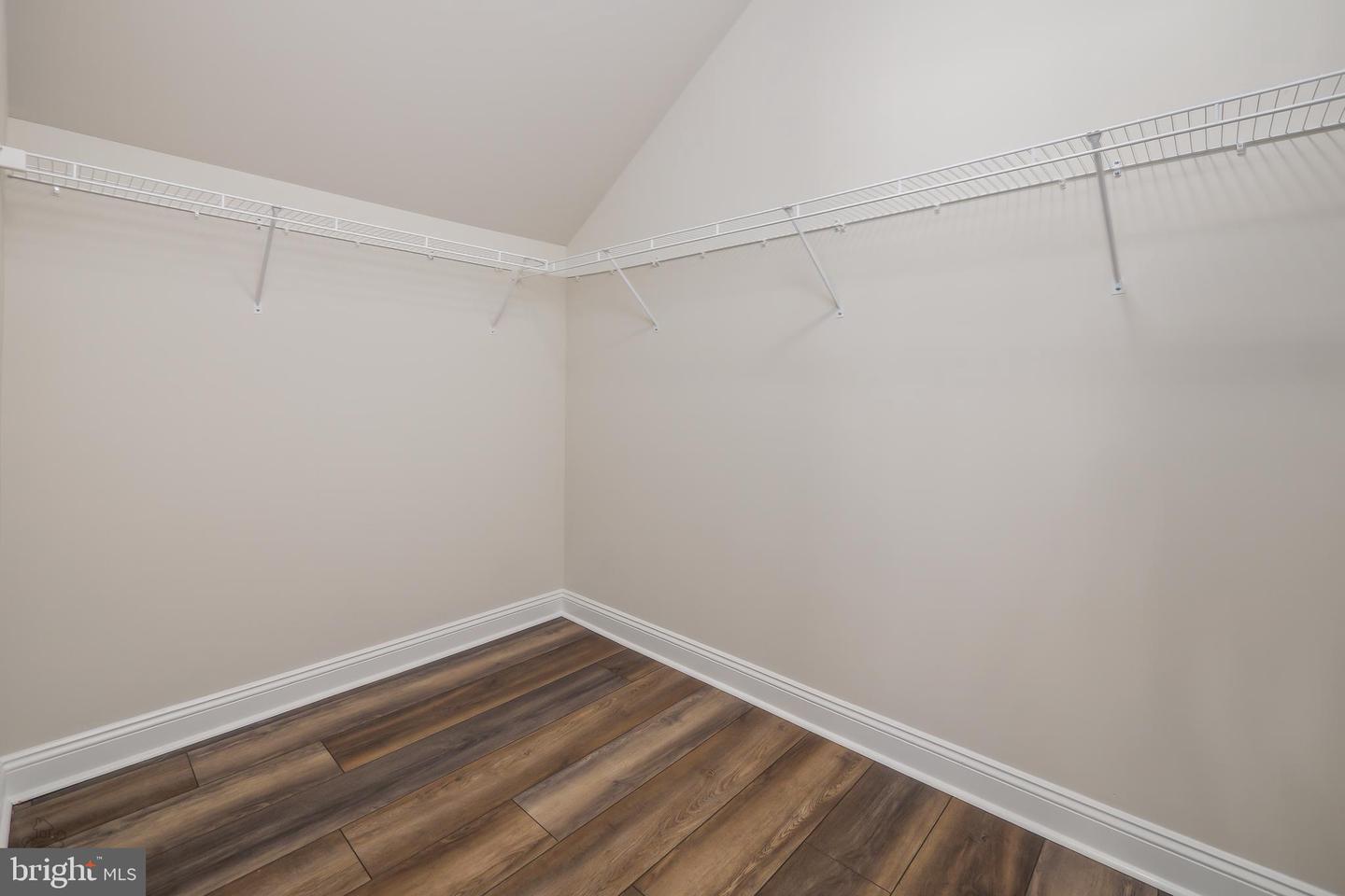 70 Kate Ct Property Photo 45