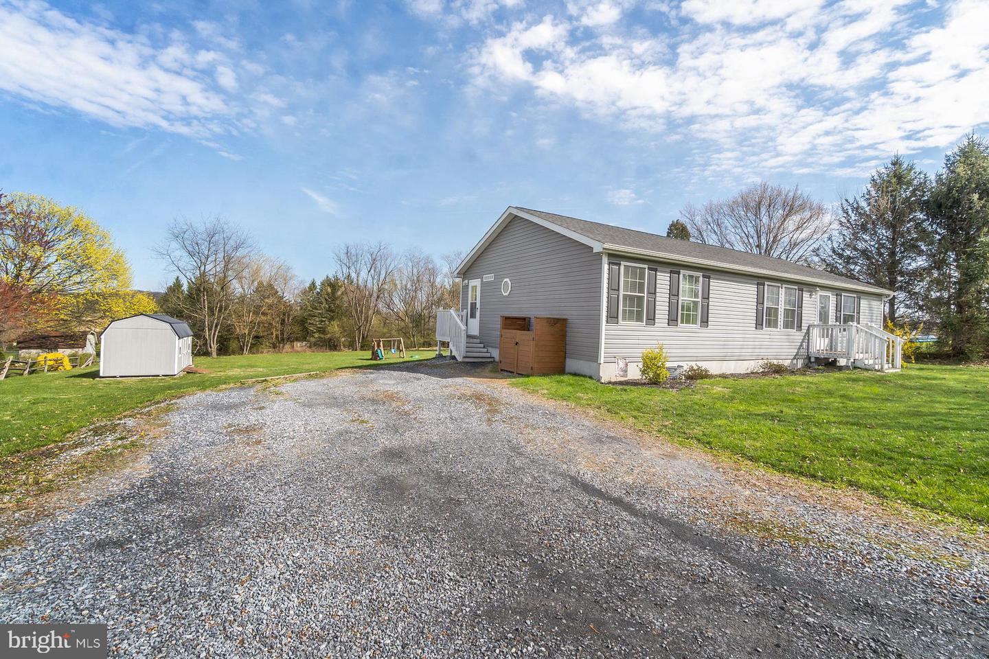 838 S Dogwood Rd Property Photo 5