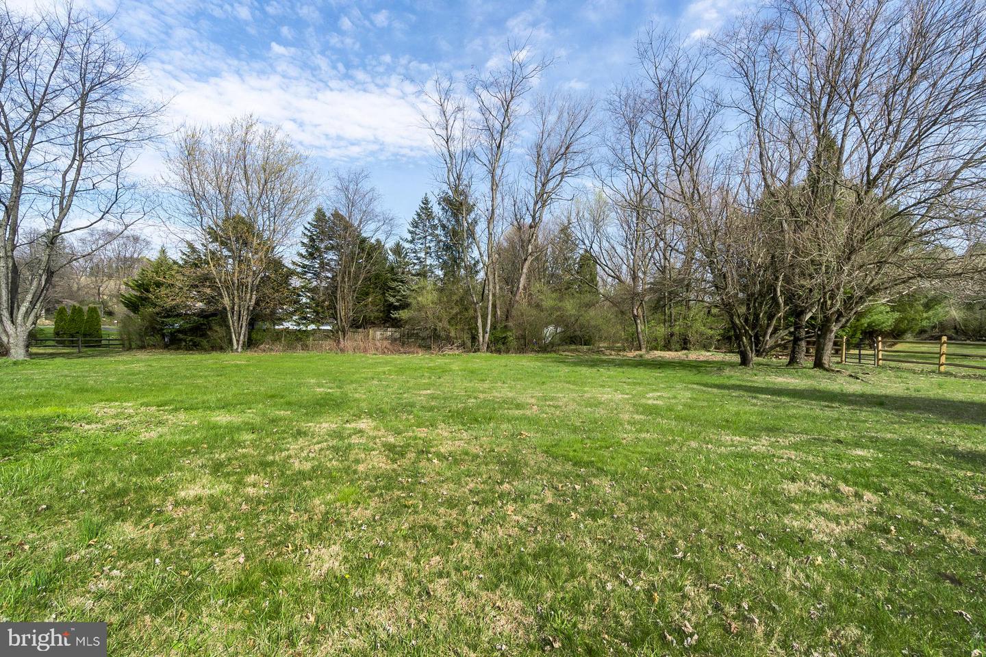838 S Dogwood Rd Property Photo 11