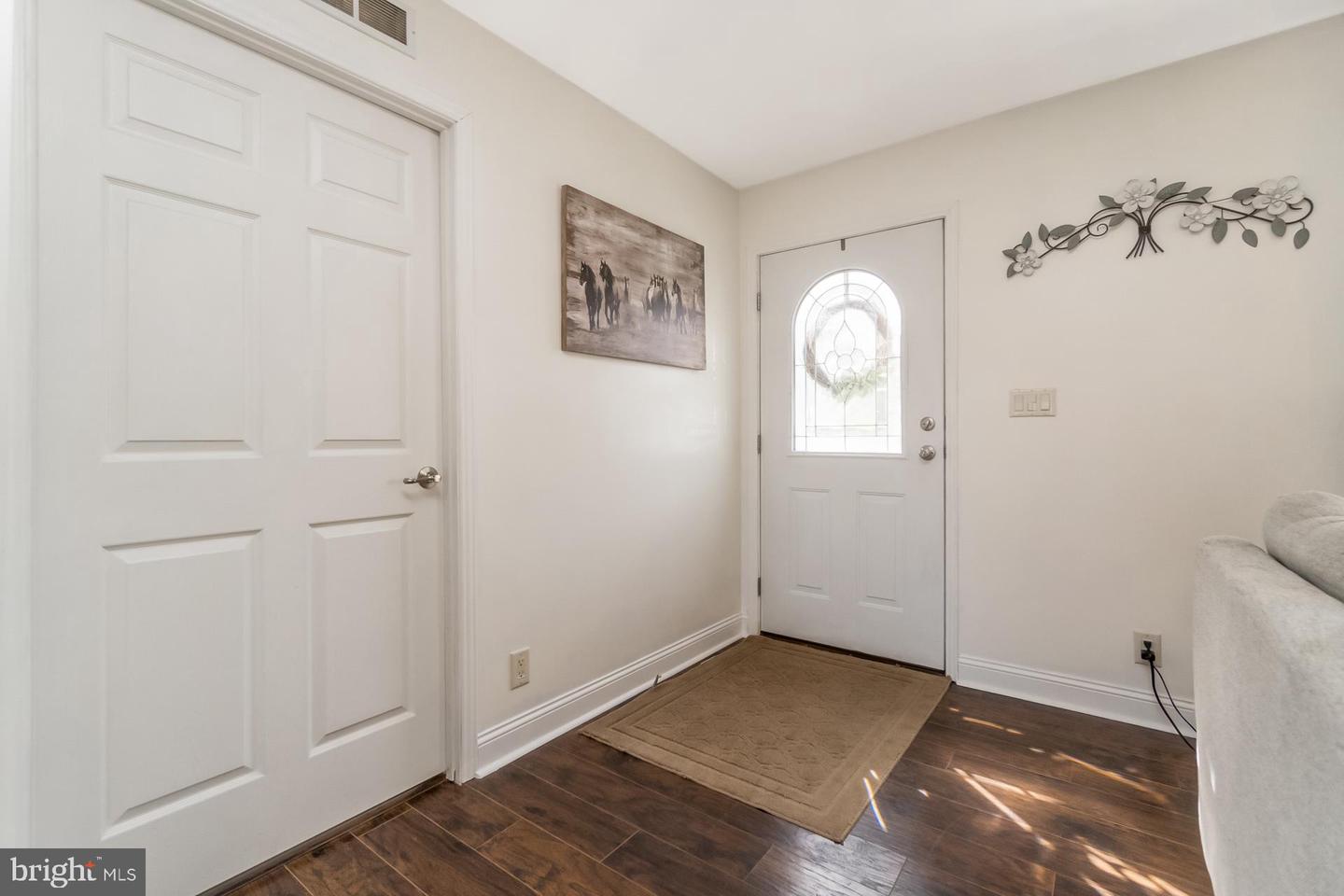 838 S Dogwood Rd Property Photo 15