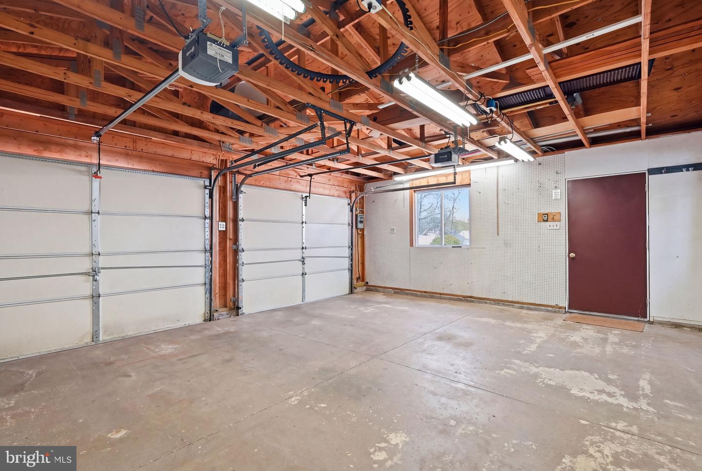 1704 Lincoln St Property Photo 46