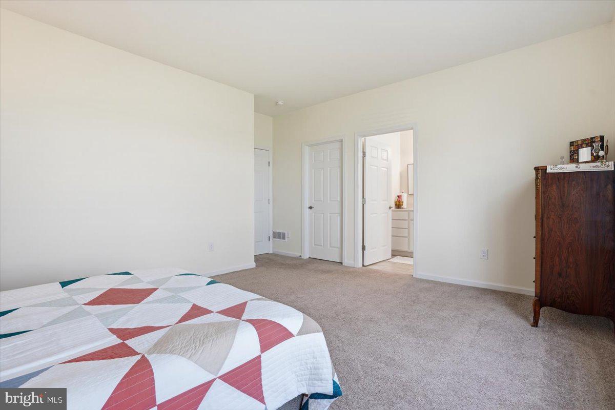 3912 Independence Dr Property Photo 56