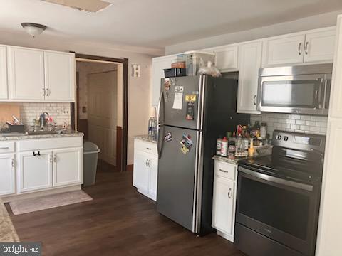 4190 Hecktown Rd Property Photo 7