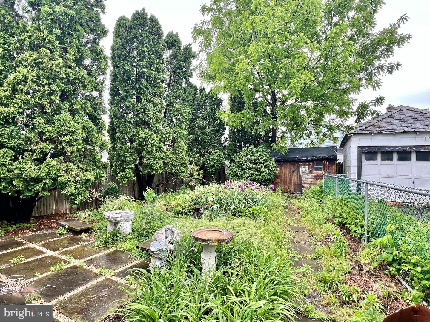830 Miller St Property Photo 4