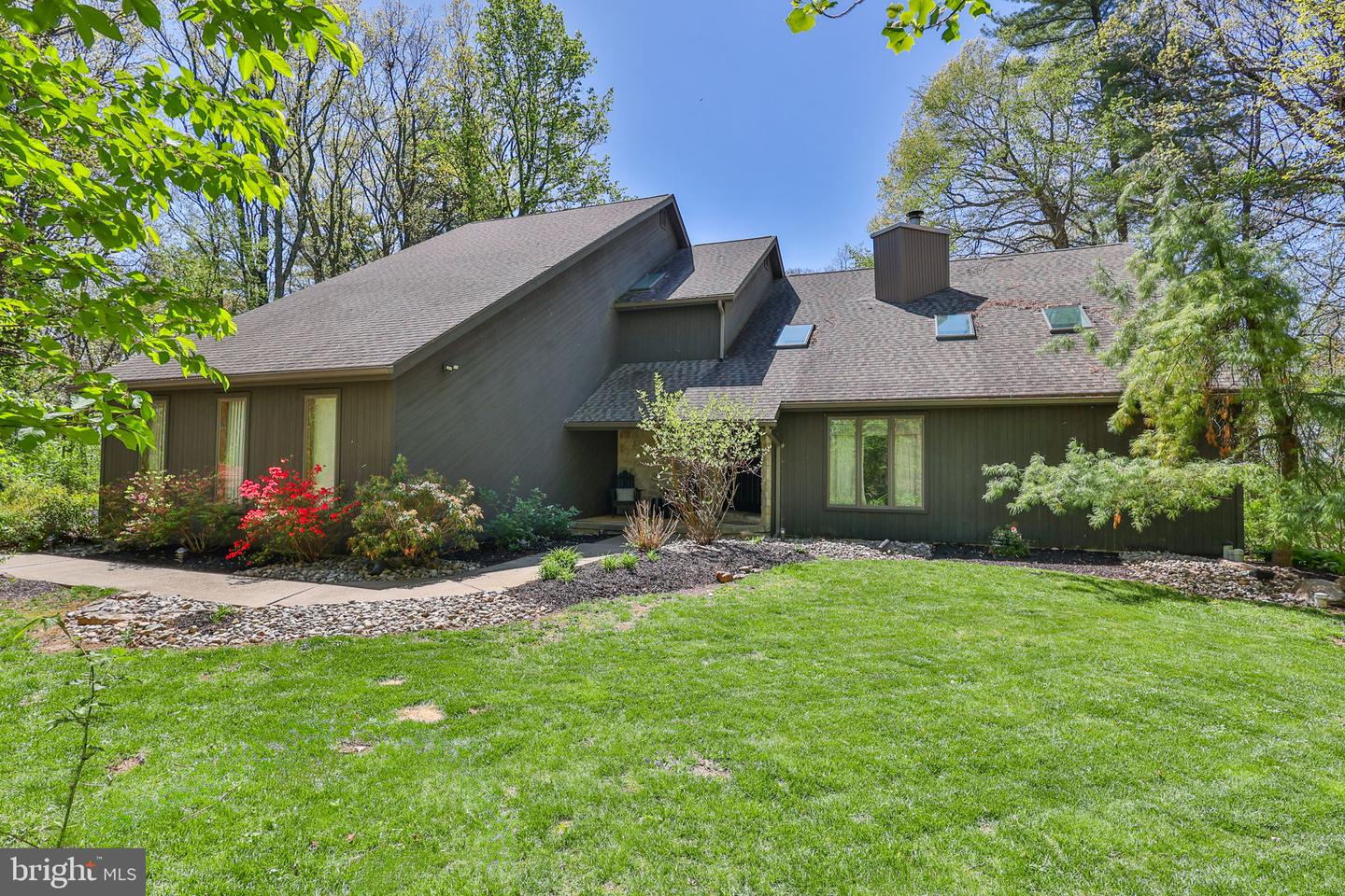 337 Woodline Rd Property Photo 1