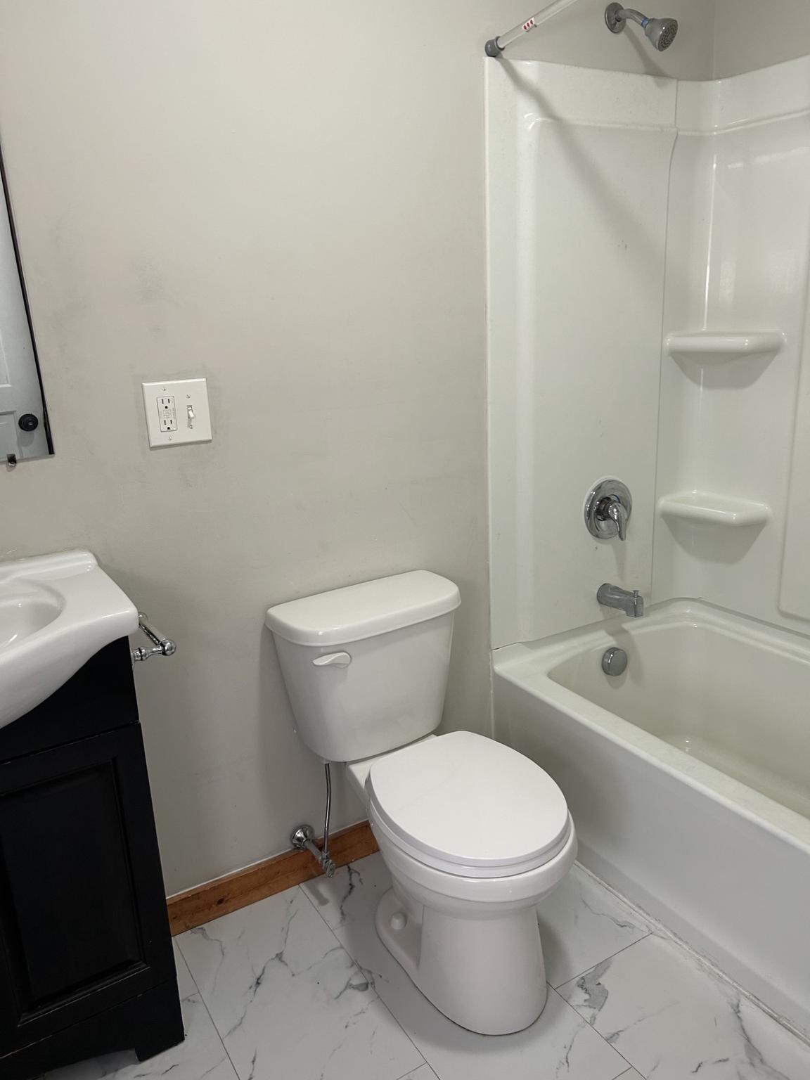 2406 Birch St Property Photo 8