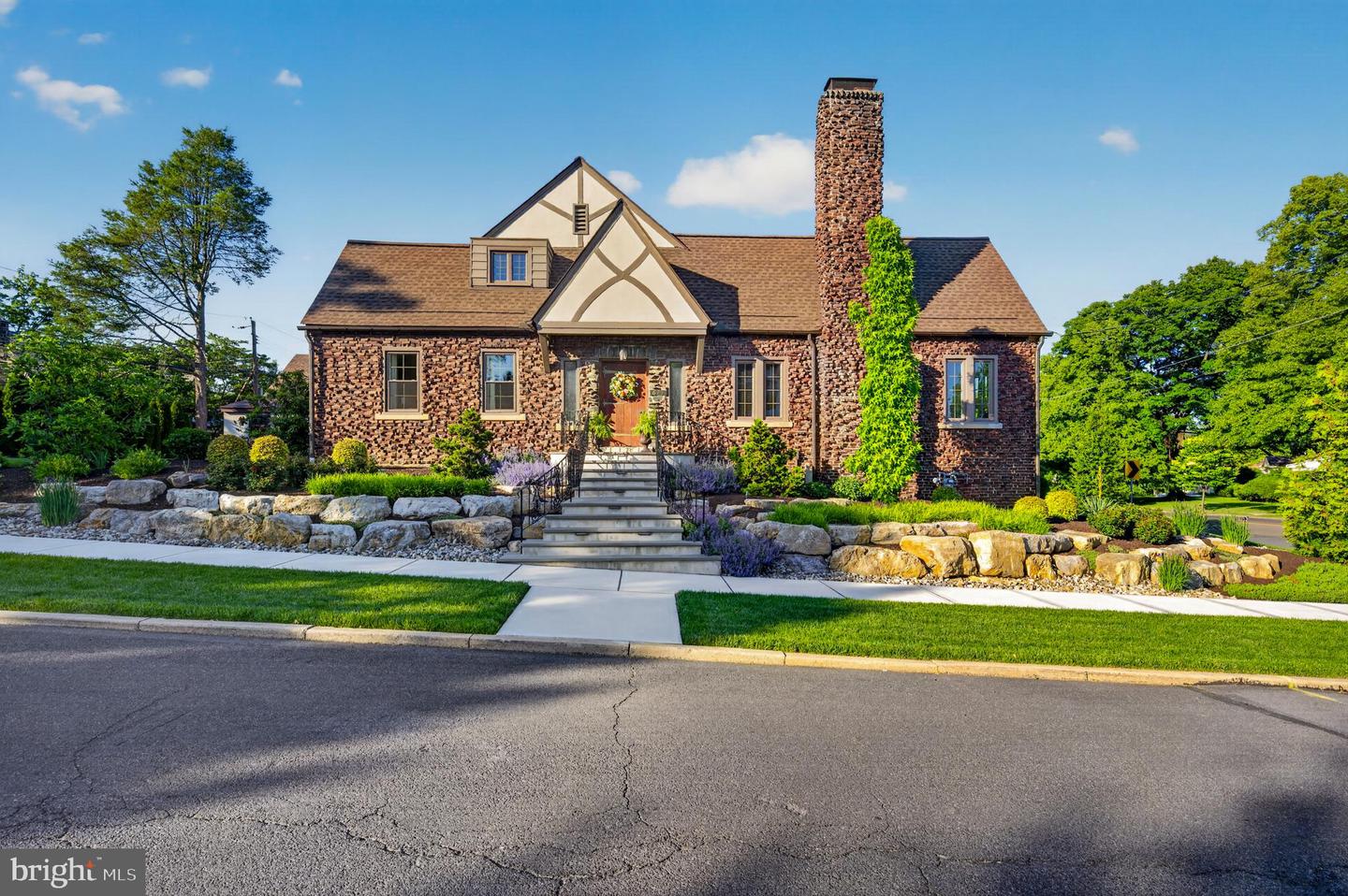675 EDGEBORO BLVD
