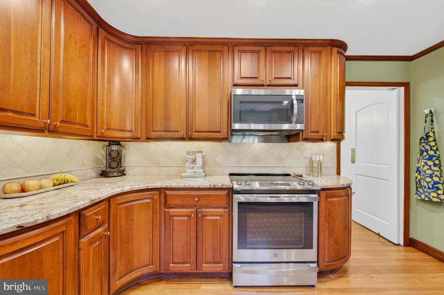 675 Edgeboro Blvd Property Photo 27