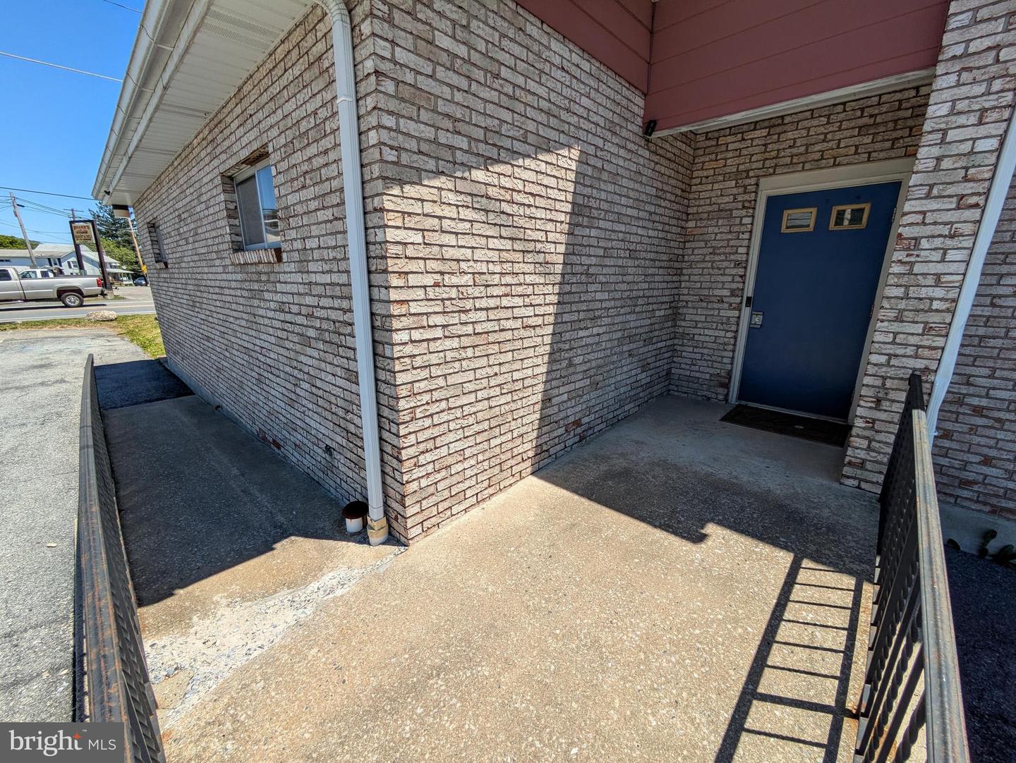 1365 Blue Mountain Dr Property Photo 5