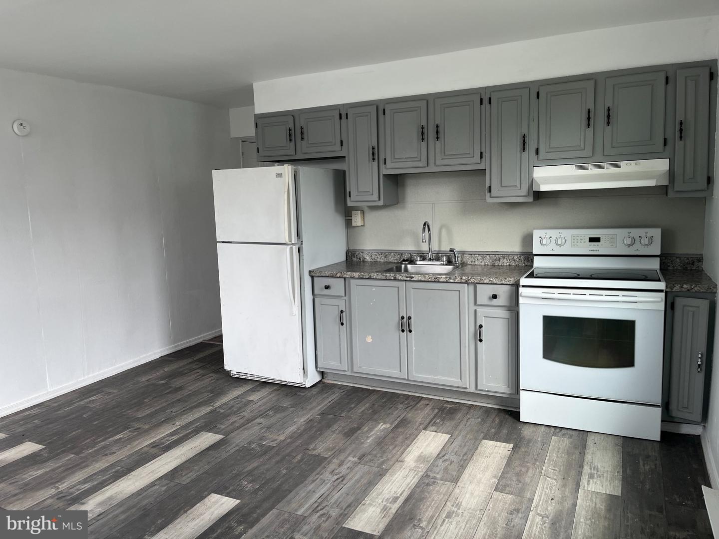 502 Ontario St Property Photo 16
