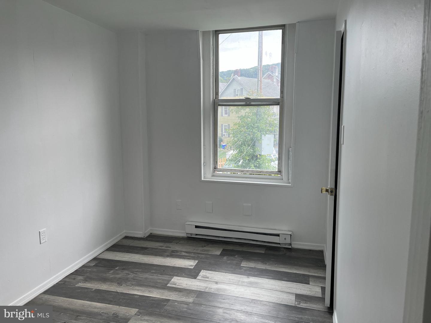 502 Ontario St Property Photo 21