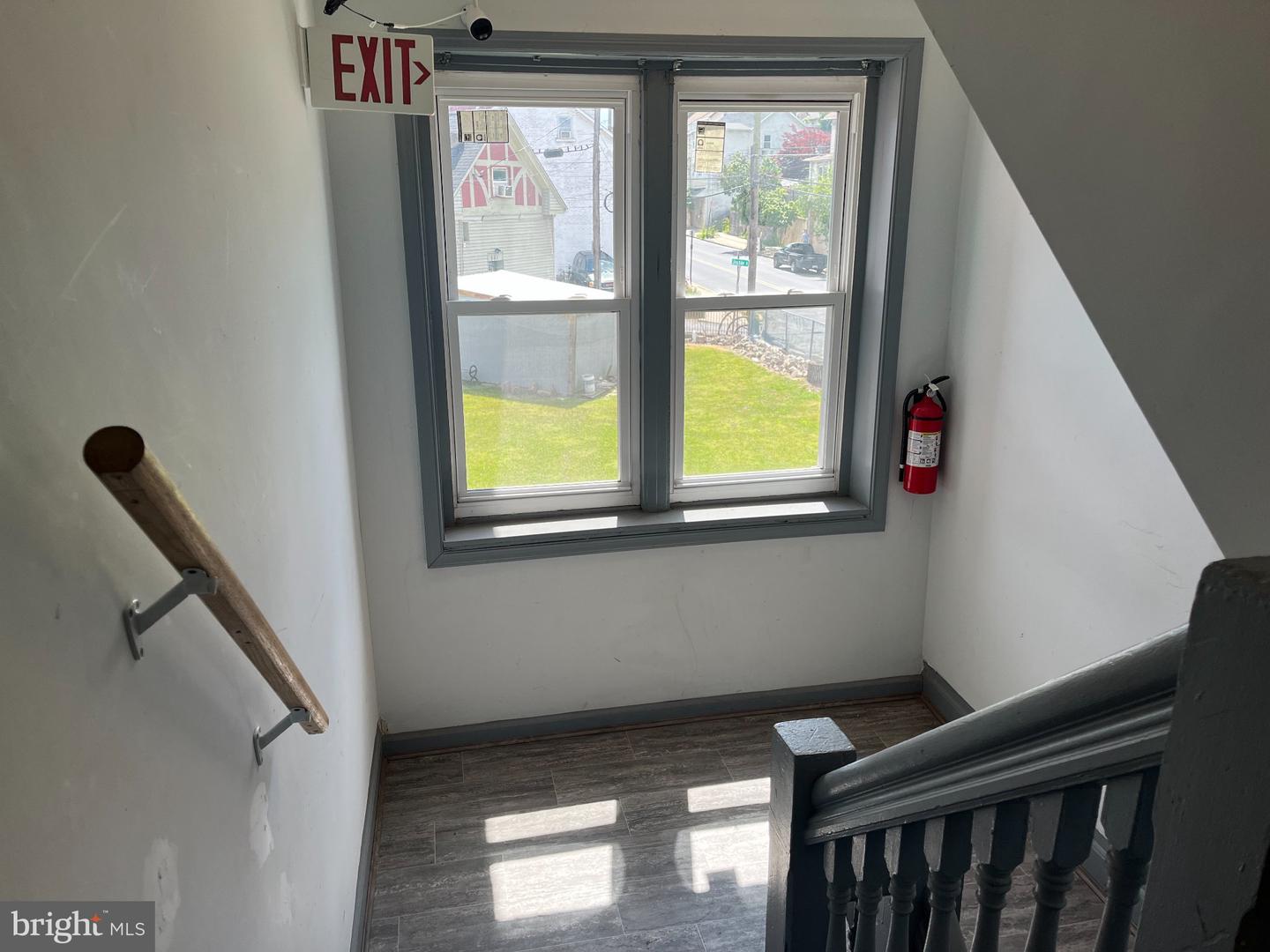 502 Ontario St Property Photo 35