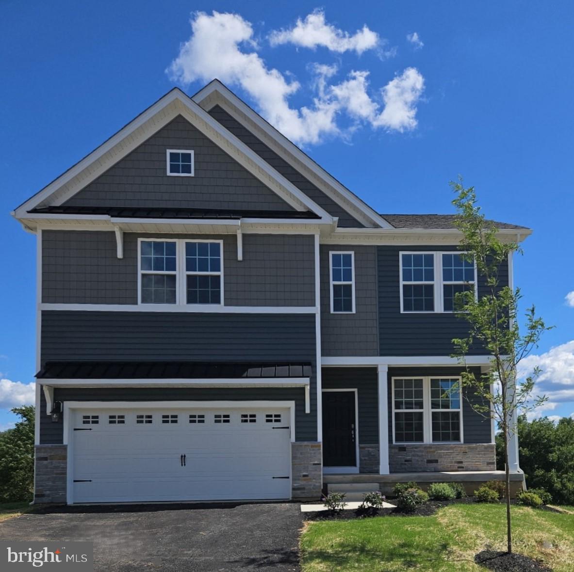 139 WINDING RD Property Photo 1
