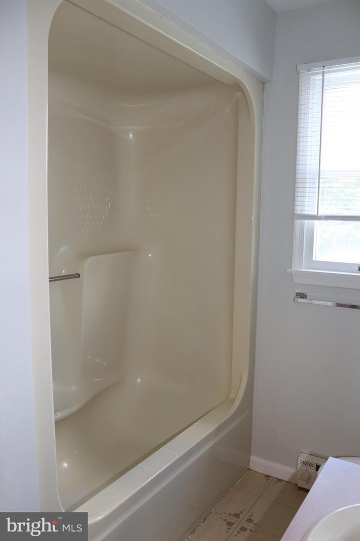 3500 Lafayette Dr Property Photo 22