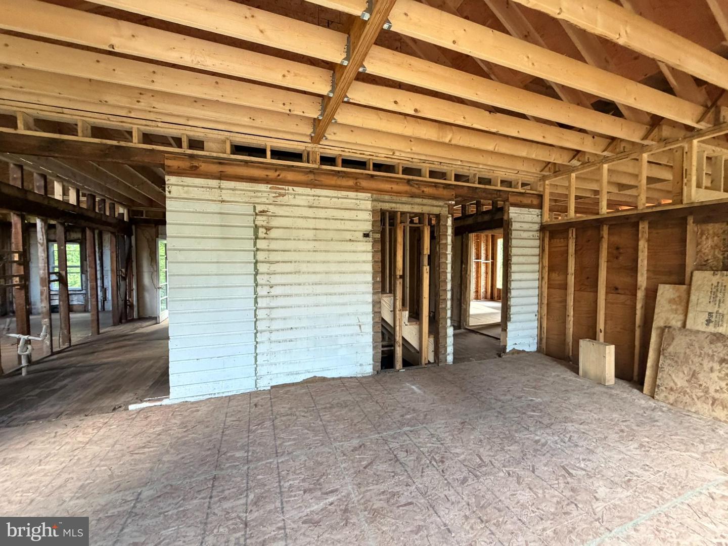 4192 River Rd Property Photo 11